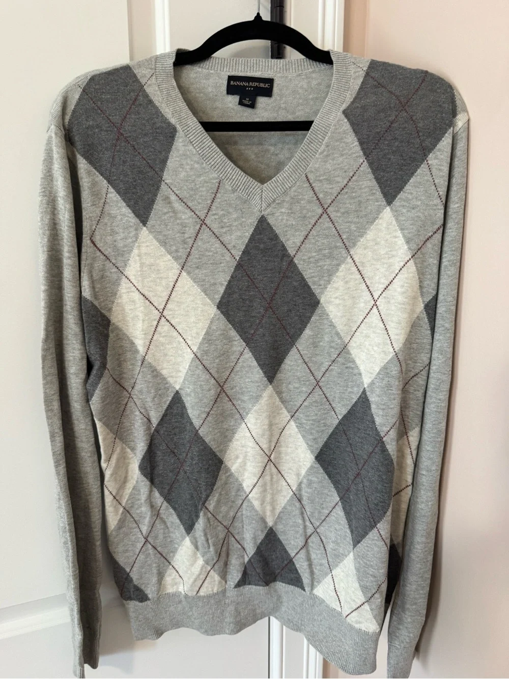 Gray Argyle V-Neck Sweater with Maroon Stitching